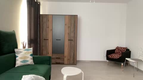 Jhonny online show from February 2025 06:42:01 AM