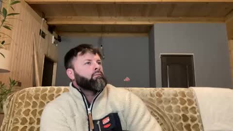 Jhonny online show from November 2025 03:50:02 AM