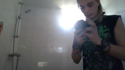 Snapshot of altboy010 chatting on January 2025 10:29:02 AM altboy010 online show from January 2025 10:29:02 AM