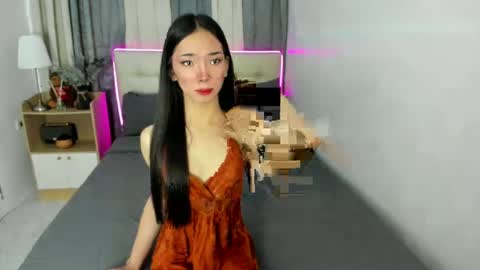 Andrea online show from February 2025 03:29:01 PM