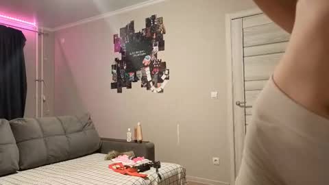 May online show from November 2025 03:12:02 PM