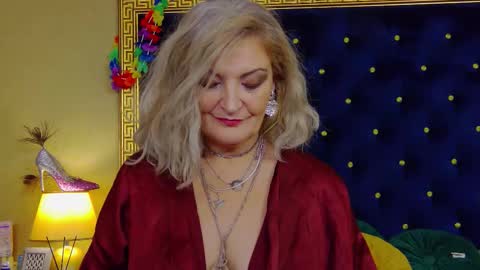 Alura Jenson online show from December 2025 08:24:02 PM