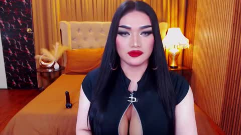 Alura Jhenson online show from September 2025 02:35:02 AM