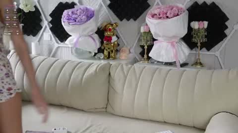 Snapshot of alvuwka chatting on July 2026 06:44:02 AM Alvuwka online show from July 2026 06:44:02 AM