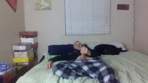 Snapshot of alwayzalone chatting on January 2026 09:03:01 AM alwayzalone online show from January 2026 09:03:01 AM