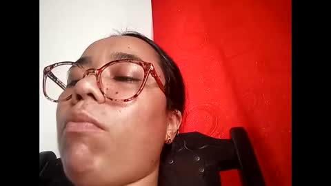 Snapshot of aly826805 chatting on September 2025 07:24:02 PM analia online show from September 2025 07:24:02 PM