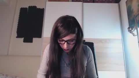 Alice online show from December 2024 01:49:01 PM