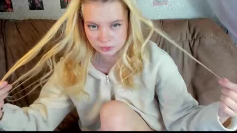 Alysa   7GMT  online show from March 2026 01:58:01 PM