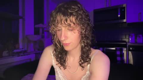 Alyssa online show from April 2026 09:45:01 AM