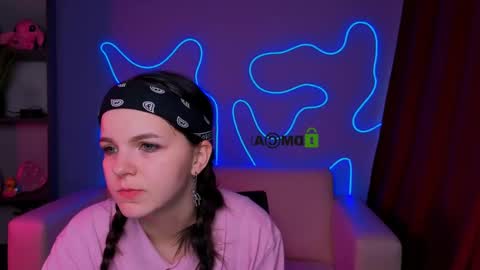 alyssamoan online show from November 2025 11:20:02 AM