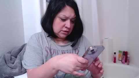Alyssiaamorexo online show from December 2024 03:41:02 PM