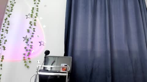    online show from February 2025 10:53:02 PM