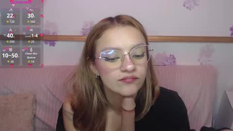 Alyy online show from October 2025 02:21:02 AM