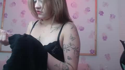 Alyy online show from October 2025 02:19:01 PM