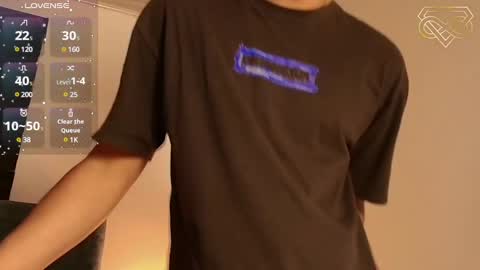 Snapshot of amadeo_wild chatting on December 2024 07:43:01 PM Amadeo Wild online show from December 2024 07:43:01 PM