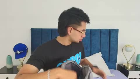 Snapshot of amadeo_wild chatting on March 2025 02:21:02 PM Amadeo Wild online show from March 2025 02:21:02 PM