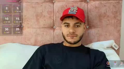 Snapshot of amadeo_wild chatting on October 2025 04:18:01 PM Amadeo Wild online show from October 2025 04:18:01 PM