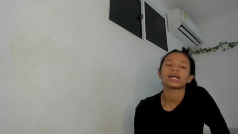 AMAIA online show from April 2026 08:06:02 PM