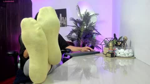 anny online show from September 2025 02:02:01 AM