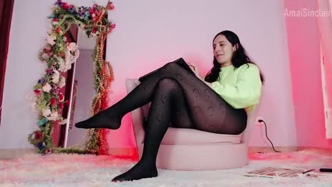 Amai  Sinclair  online show from February 2025 09:08:02 AM