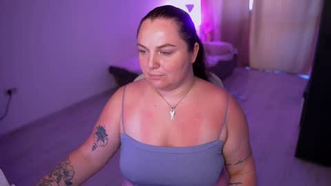 Snapshot of amalia_minkxx chatting on June 2026 04:18:01 PM amalia_minkxx online show from June 2026 04:18:01 PM