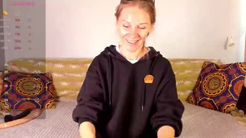 Snapshot of amalia_mio chatting on October 2025 08:04:02 AM Amalia online show from October 2025 08:04:02 AM