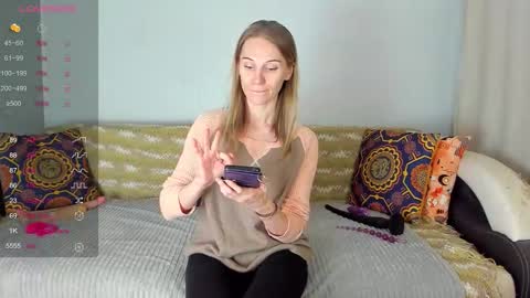 Snapshot of amalia_mio chatting on December 2025 08:08:02 AM Amalia online show from December 2025 08:08:02 AM