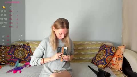 Snapshot of amalia_mio chatting on December 2025 08:12:01 AM Amalia online show from December 2025 08:12:01 AM