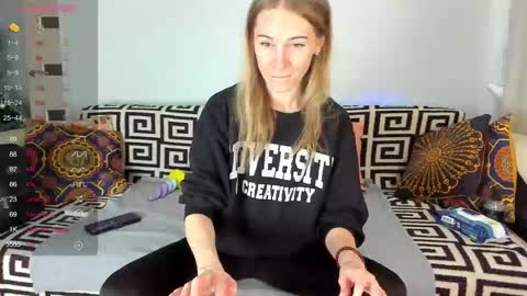 Snapshot of amalia_mio chatting on February 2026 08:21:01 AM Amalia online show from February 2026 08:21:01 AM