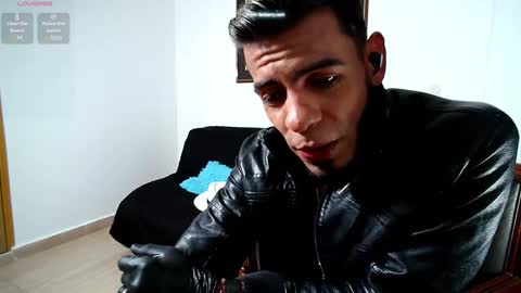 Snapshot of amand_sex chatting on March 2025 02:37:02 AM amand_sex online show from March 2025 02:37:02 AM