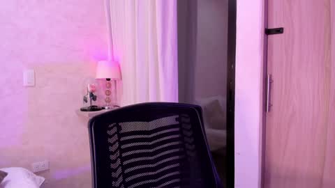 Luisa online show from January 2025 12:27:02 AM