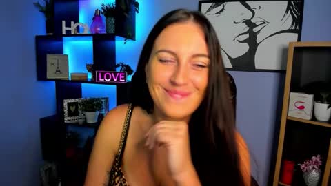 Amanda online show from November 2025 02:41:02 PM