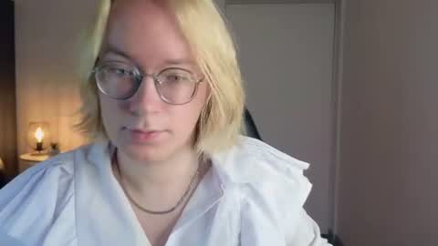 Hi im Amanda online show from July 2026 01:37:02 PM