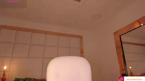 Snapshot of amanda_colin chatting on June 2026 09:29:02 PM Amanda online show from June 2026 09:29:02 PM