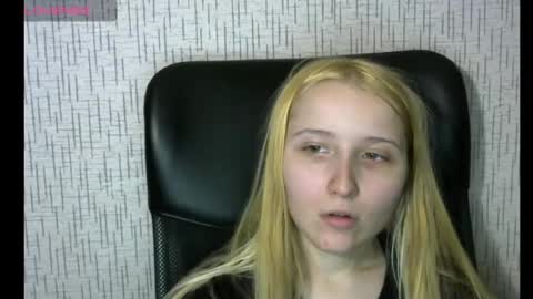 Snapshot of amanda_sherr chatting on December 2024 10:00:02 PM Amanda online show from December 2024 10:00:02 PM