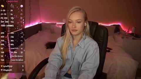 Amanda online show from September 2025 01:27:01 PM