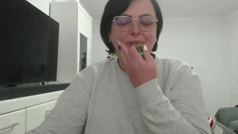 Snapshot of amandamuller1982 chatting on December 2024 10:45:01 AM Anda online show from December 2024 10:45:01 AM