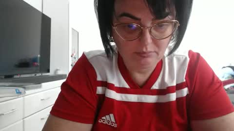 Snapshot of amandamuller1982 chatting on September 2025 09:42:02 AM Anda online show from September 2025 09:42:02 AM