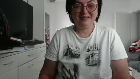 Snapshot of amandamuller1982 chatting on October 2025 11:47:02 AM Anda online show from October 2025 11:47:02 AM