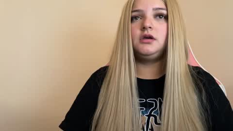 Snapshot of amandhaaa chatting on January 2025 03:54:01 PM Amandha online show from January 2025 03:54:01 PM