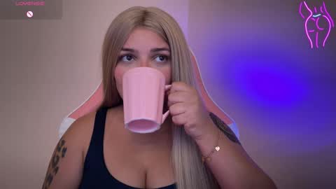 Snapshot of amandhaaa chatting on February 2025 06:30:02 PM Amandha online show from February 2025 06:30:02 PM