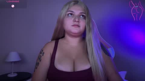 Snapshot of amandhaaa chatting on March 2025 11:09:02 PM Amandha online show from March 2025 11:09:02 PM