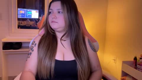 Snapshot of amandhaaa chatting on September 2025 03:06:02 AM Amandha online show from September 2025 03:06:02 AM