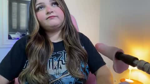 Snapshot of amandhaaa chatting on October 2025 03:52:01 PM Amandha online show from October 2025 03:52:01 PM