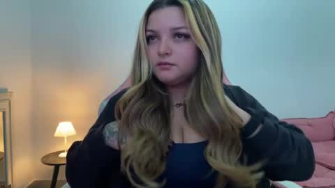Snapshot of amandhaaa chatting on May 2026 10:59:01 PM Amandha online show from May 2026 10:59:01 PM