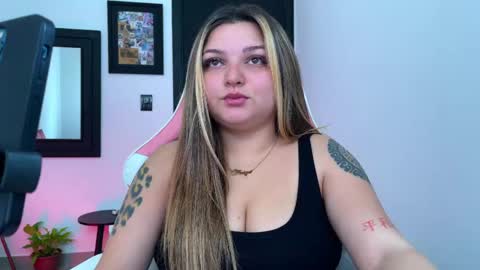 Snapshot of amandhaaa chatting on May 2026 12:12:01 PM Amandha online show from May 2026 12:12:01 PM