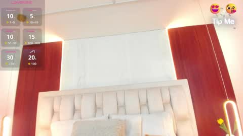 amara18_ online show from May 2026 08:50:02 PM
