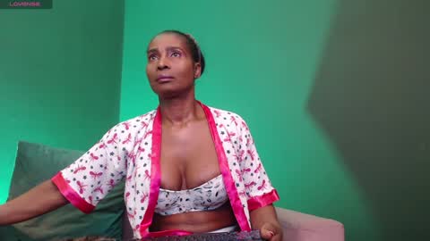 luna online show from January 2025 12:37:01 PM