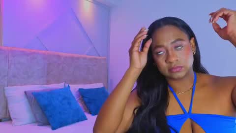 Snapshot of amara_queen_ chatting on June 2026 12:37:01 PM Amara online show from June 2026 12:37:01 PM