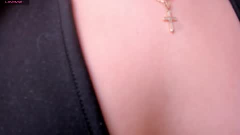 Amara Di online show from March 2026 11:13:01 AM